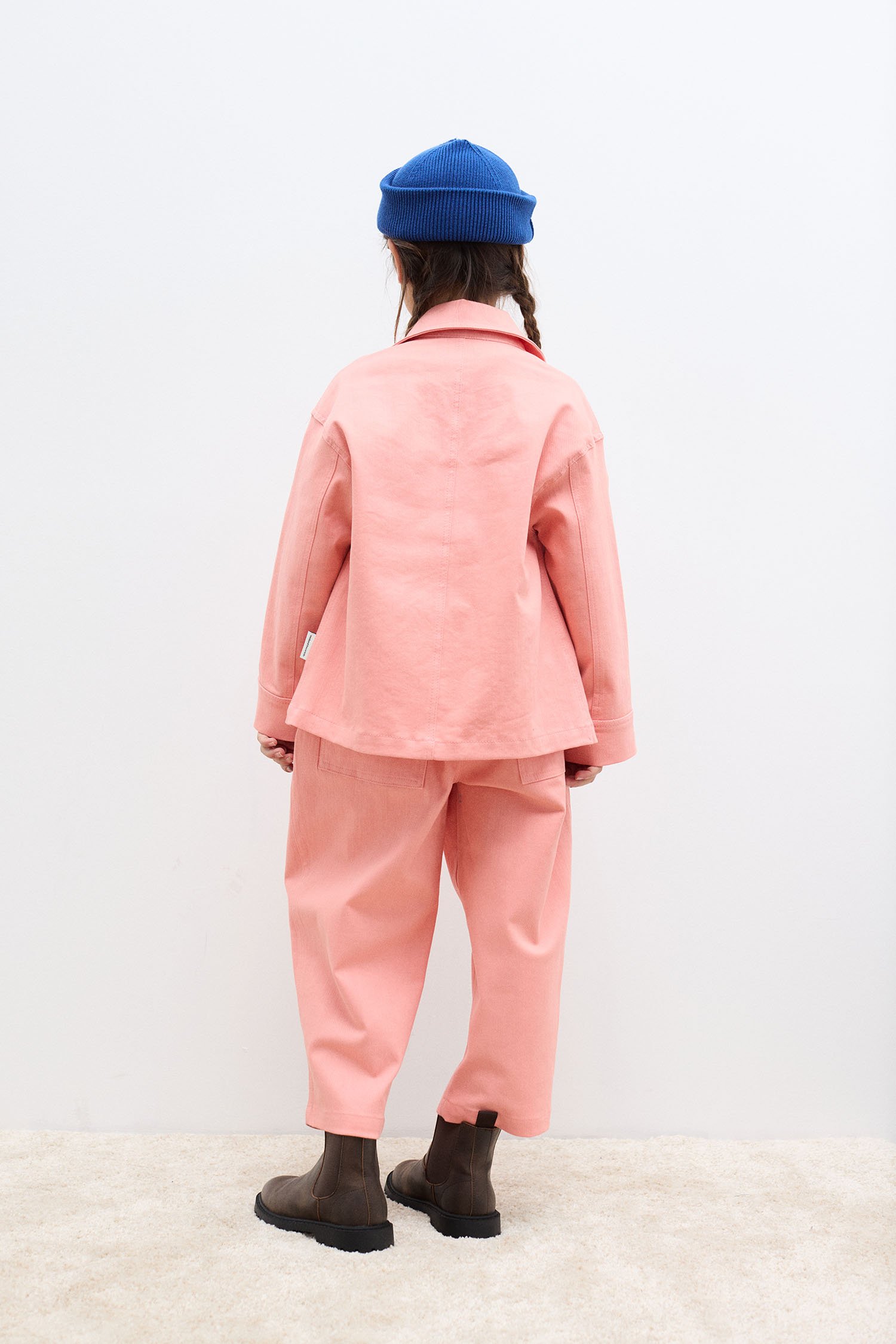 Worker pink pants