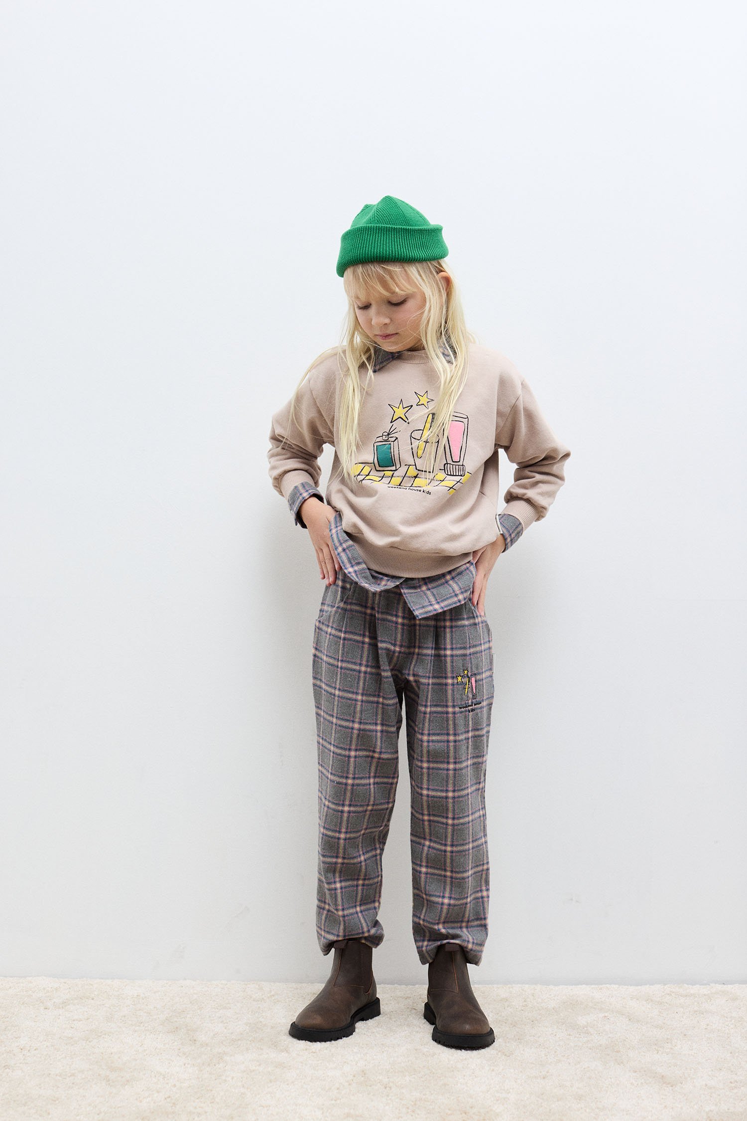 Magic toothbrush carrot pants