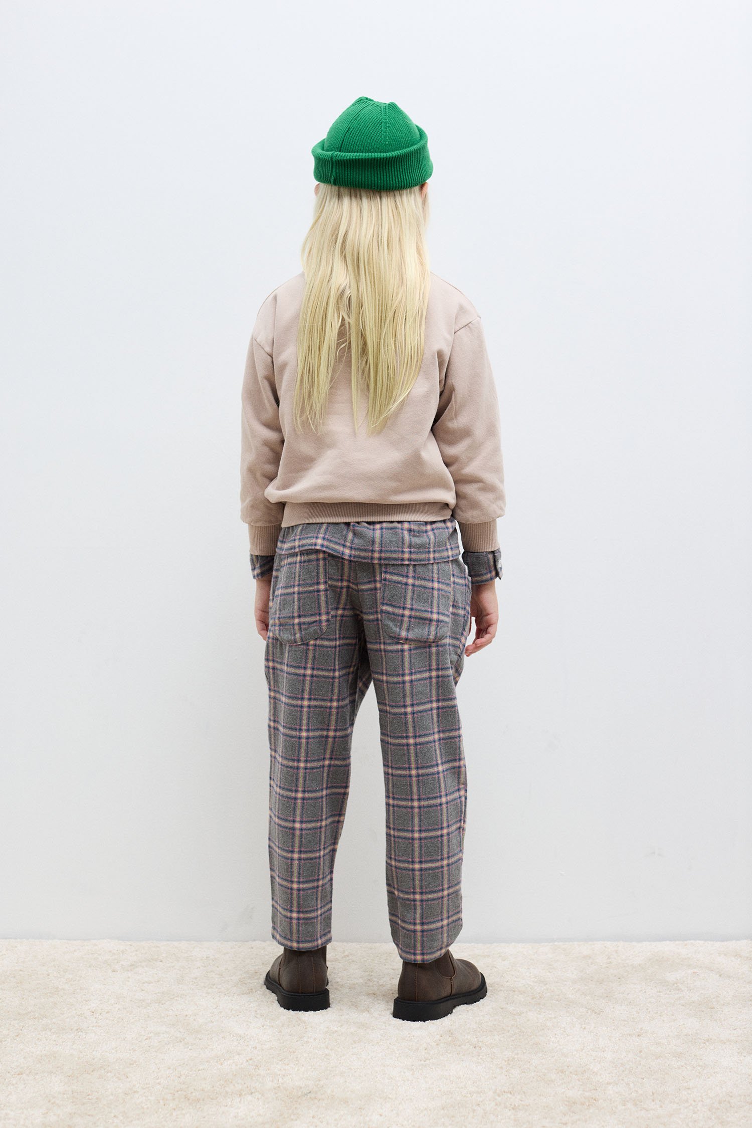 Magic toothbrush carrot pants