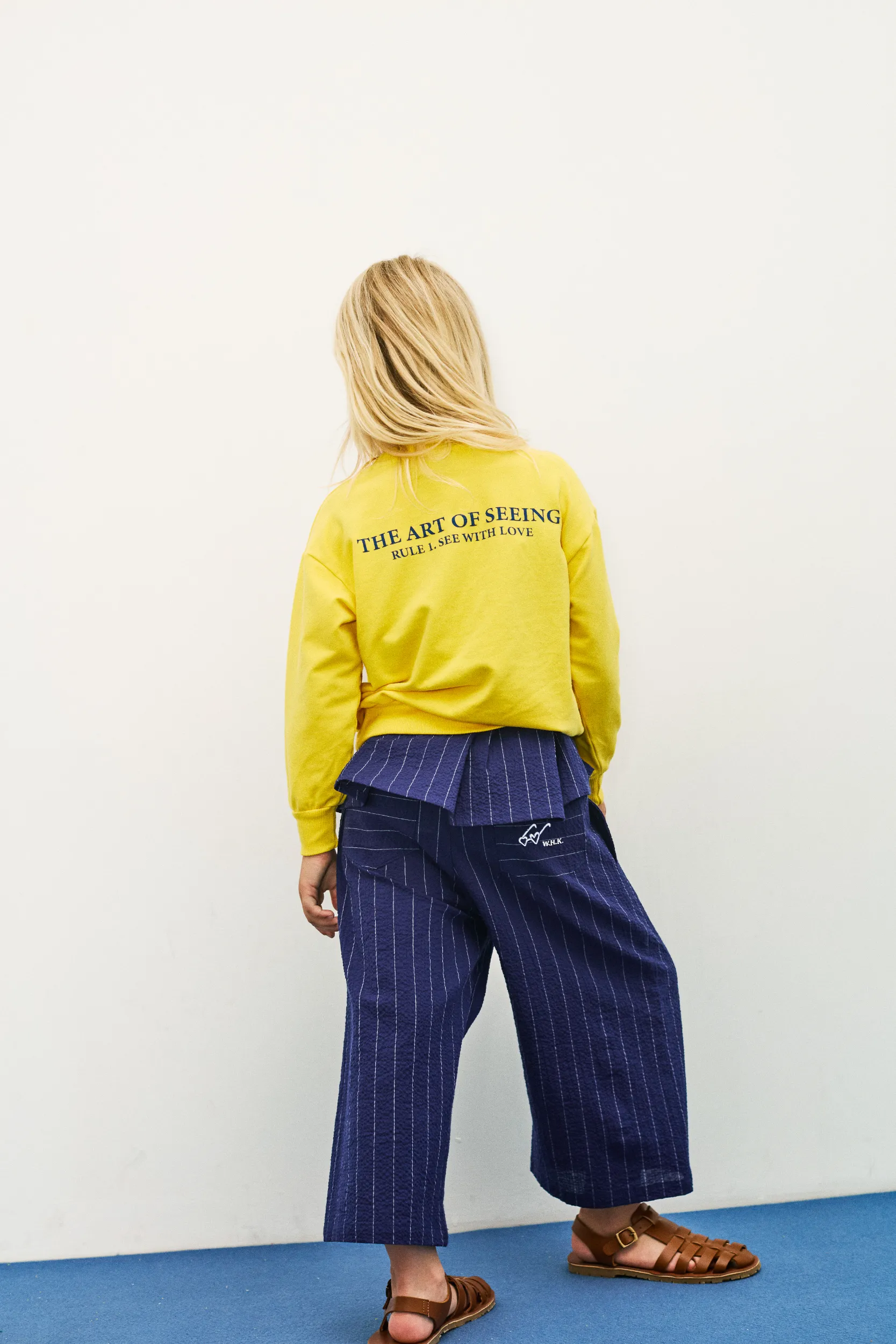 Heart glasses sweatshirt (Lemon)